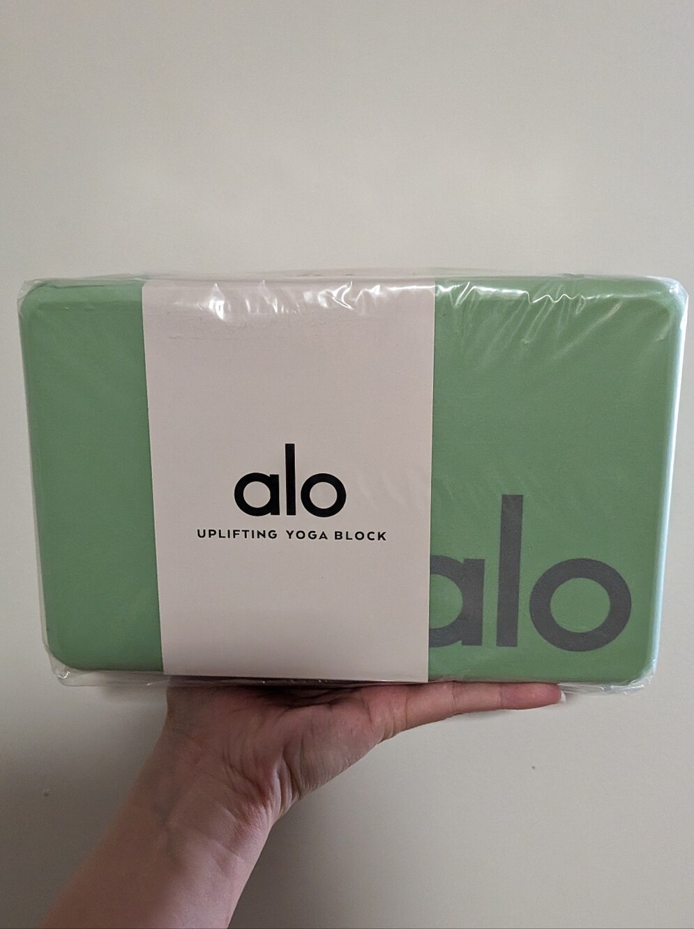 New Alo Yoga Uplifting Yoga Block Honeydew Color